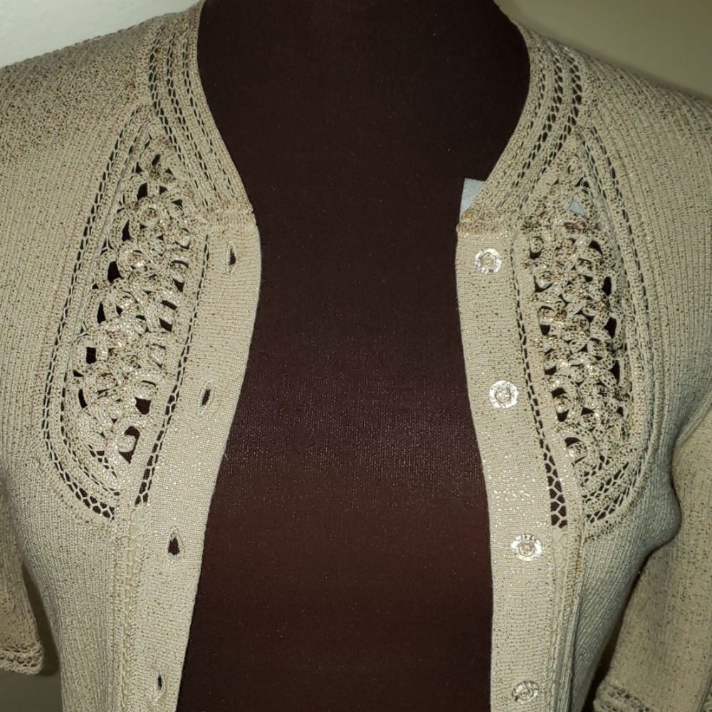Gold sweater top by NyGard NWOT